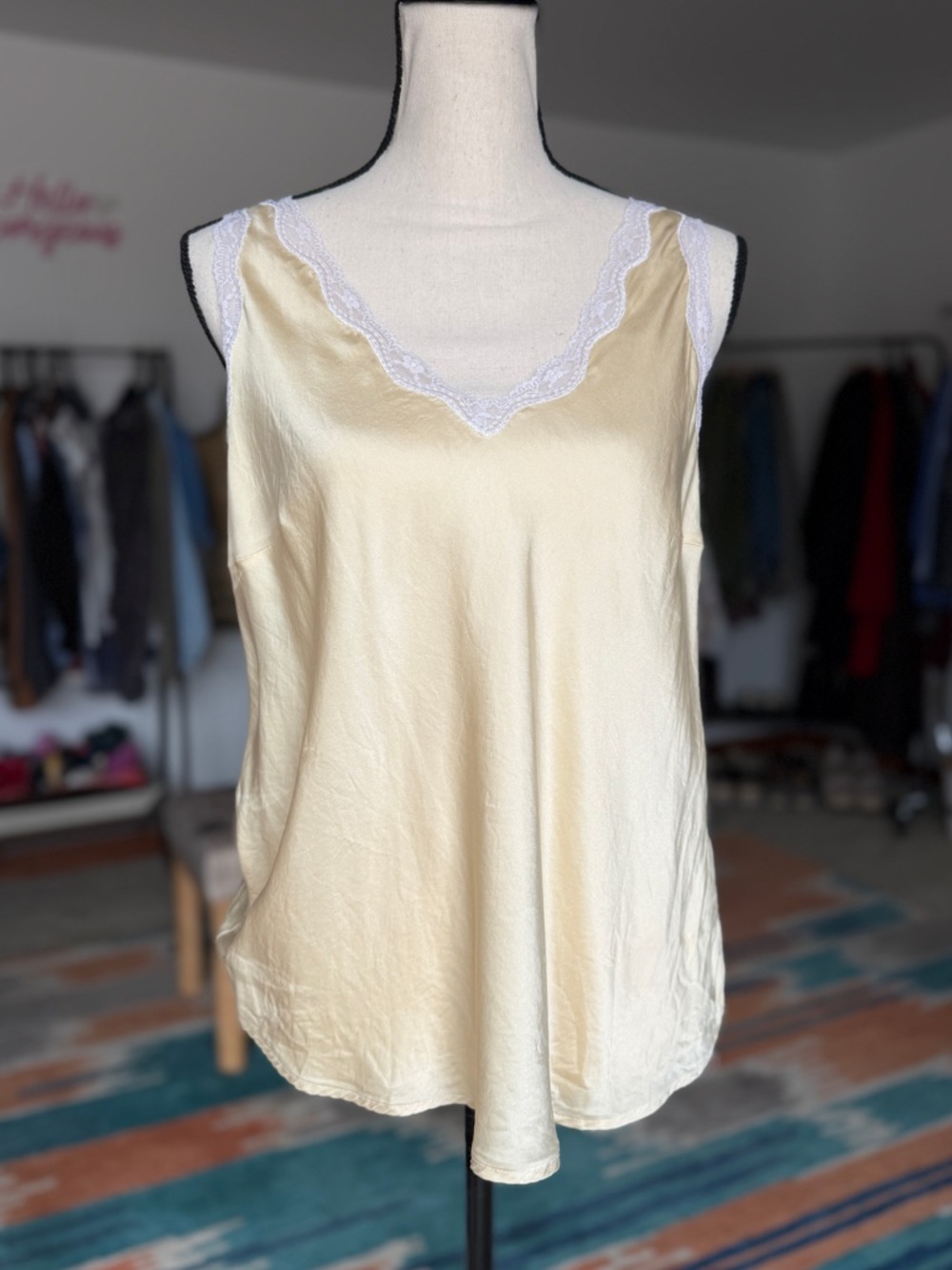 Vintage Notations 100% Silk Cream Tank with White Lace Trim